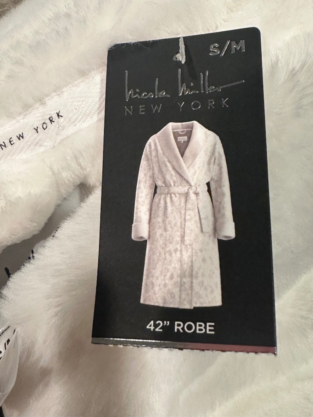 Soft Plush Robe - Picture 4 of 6